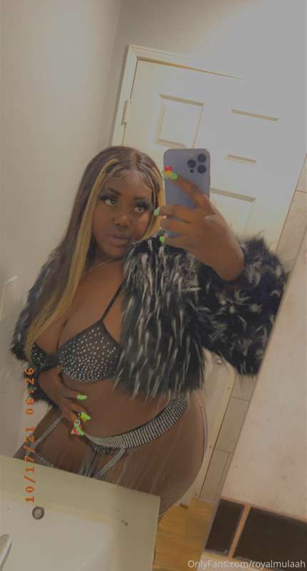 Royalmulaah - Onlyfans - 24 Oct, 2021