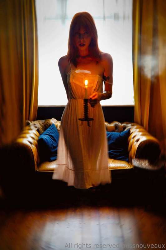 Book something special in this week, just for you ;) lapdanc..