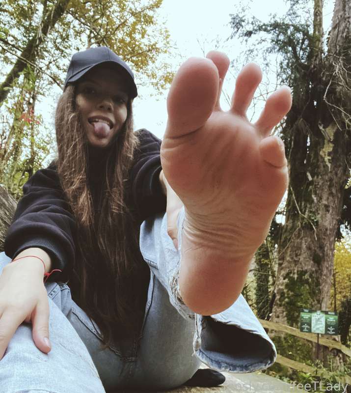Feetlady - Fansly - 22 Nov, 2022 8