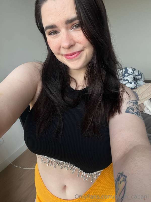 Sunshine vibes today ☀️ Who’s ready to brighten up my day wi..
