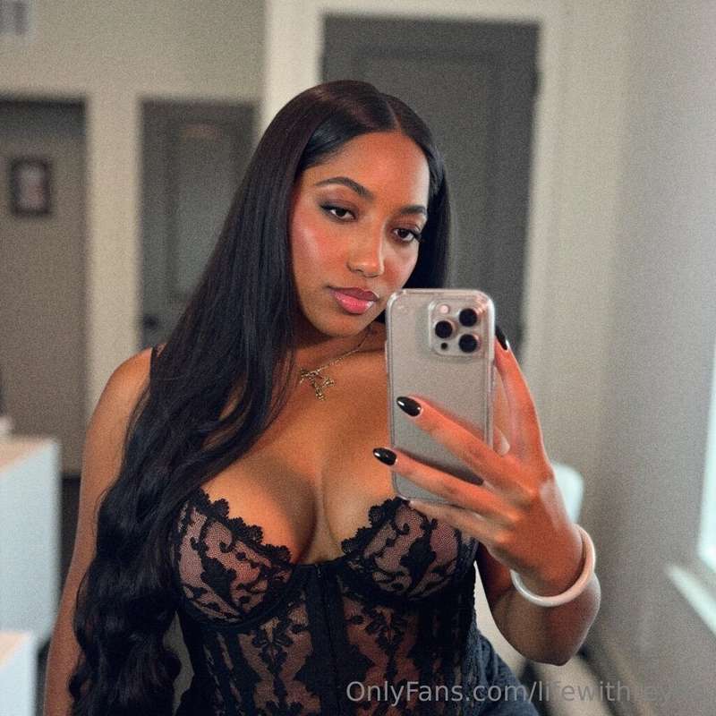 Feeling moody ❤️🤭