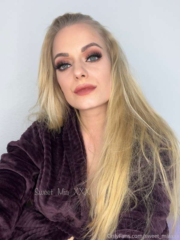 Do you like my face? Tip $10 to see it covered in come in a ..
