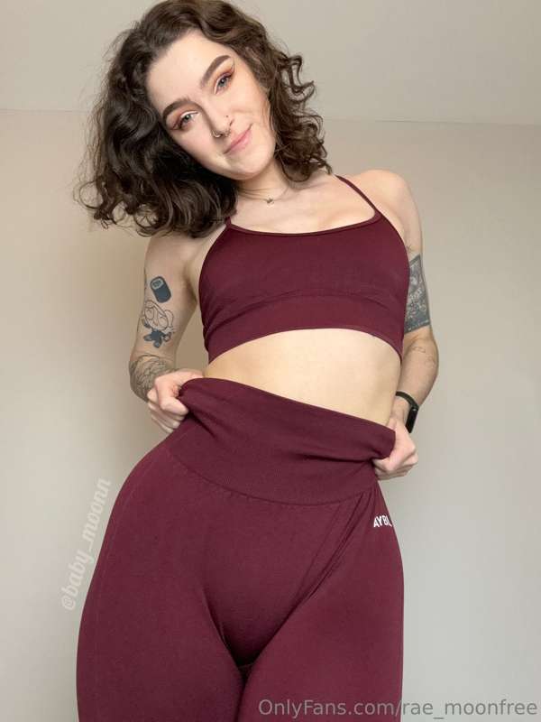 My fave gym set 🥰 @rae_moon 3