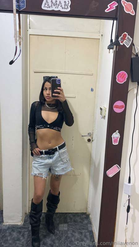 😘😘😘 1
