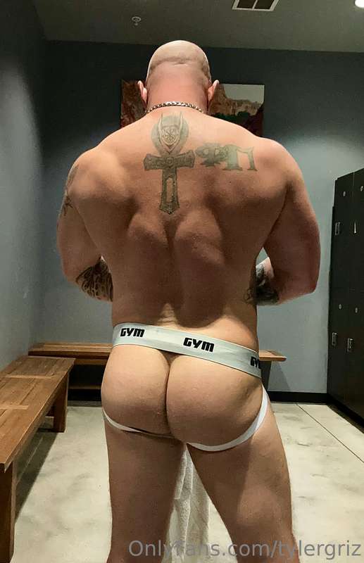 Tylergriz - Onlyfans - 02 Dec, 2022