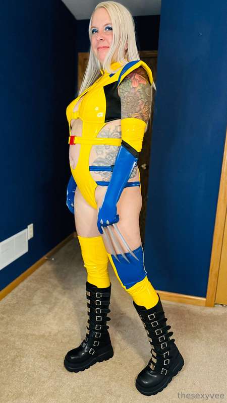 Super Sexy Saturday! Where are my comic book fans? 9