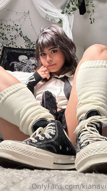 Hi guyssss - here are some pics from yesterday I took :^)
I .. 5