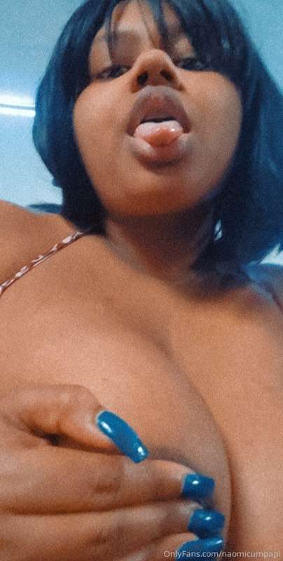 ## Give me all your semen 👅💦💦 check dm babe