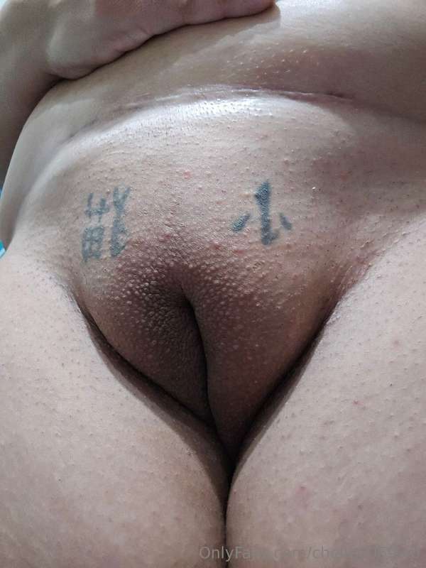 Happy Friday from me and my big fat veiny FULL titties, fres.. 7
