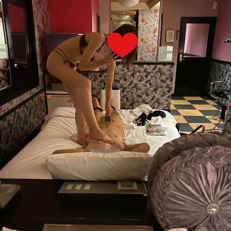 トルネードしこり、ちん踏み、馬乗りしこり