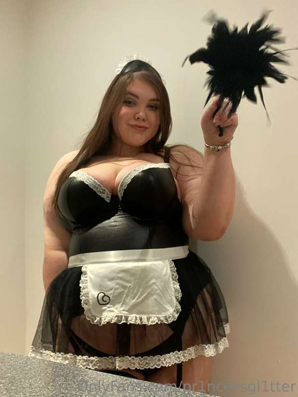 Your maid just wants to seduce you 💋