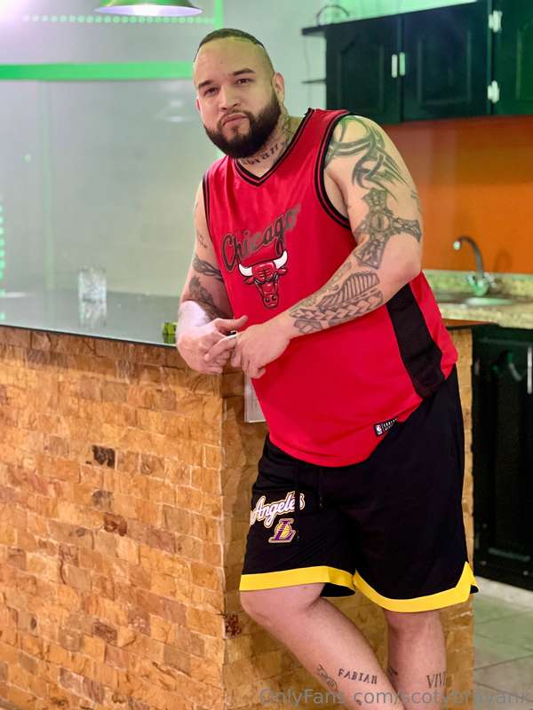 Scotybrayanx - Onlyfans - 17 Mar, 2025