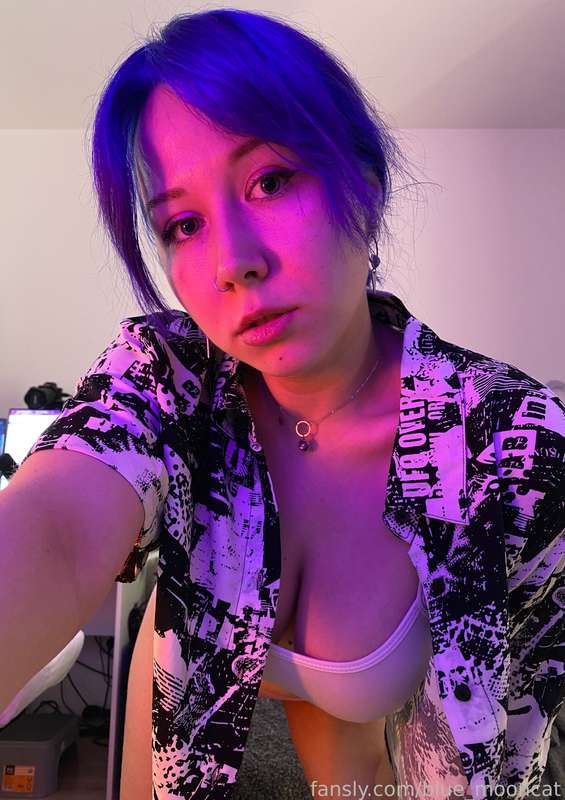 Blue_Mooncat - Fansly - 09 Jun, 2024 4