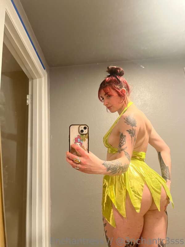Oh shit. This is a cute costume 3