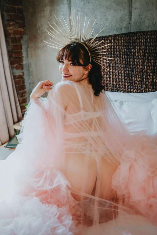 Sneak Peek for my Easter photoset! I had so much fun with th.. 4