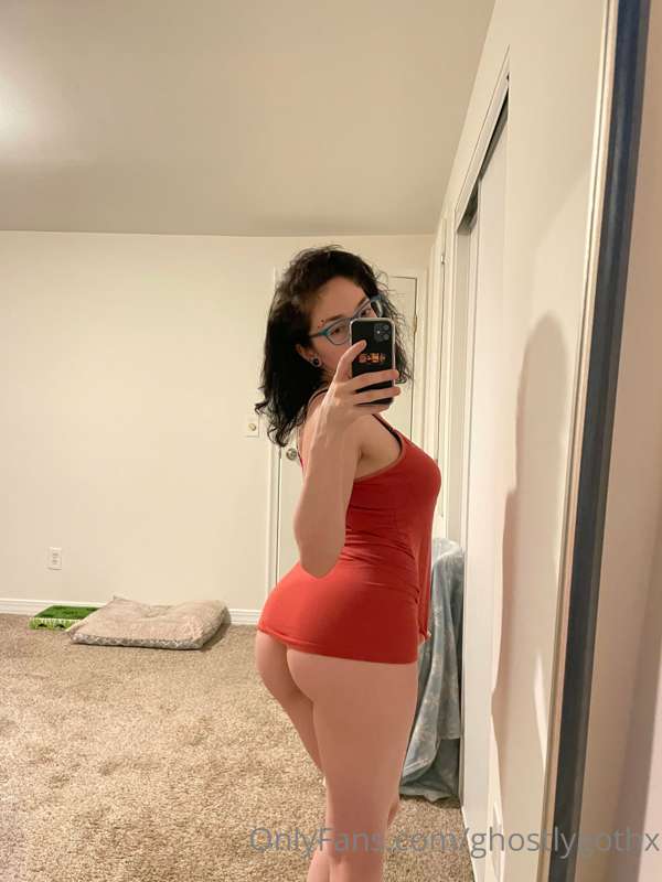It’s a cute lil bum 4