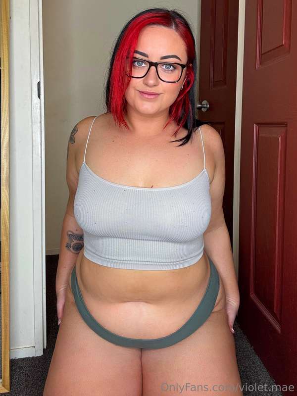 Are you a lover of big boobs and thick thighs? 🙈 Just asking..
