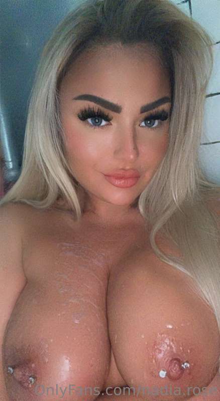 Can you come and hose off the soap… I need some help 😏