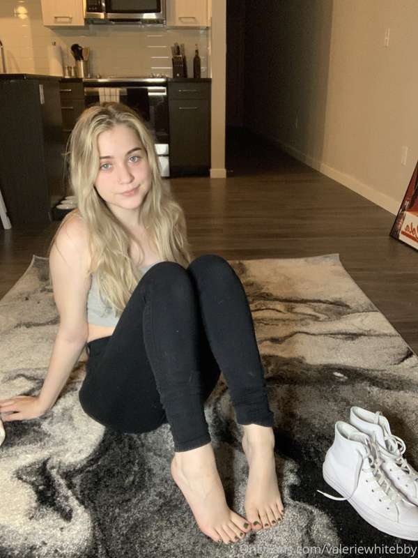 Removing my socks and shoes 💖 14