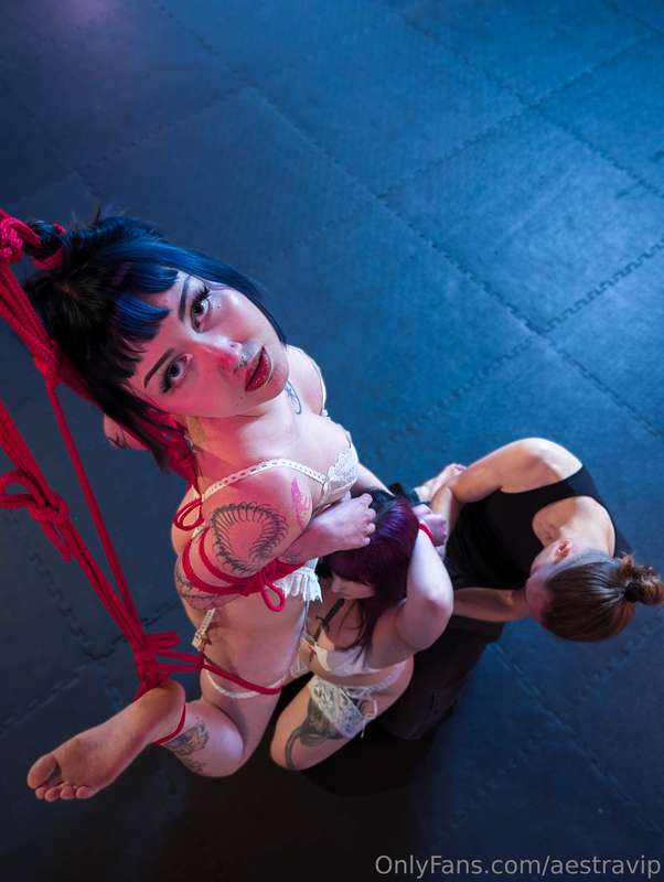 @sweet_tabasco_bitch looking like a work of art, tied by @ro.. 9