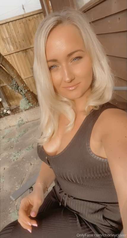 Chorleyclover - Onlyfans - 05 Apr, 2021