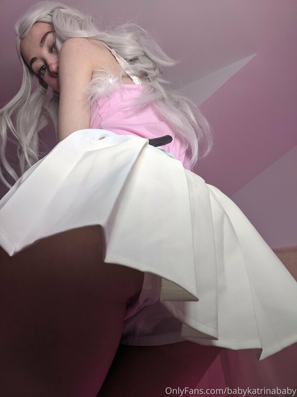 can you see under my skirt?