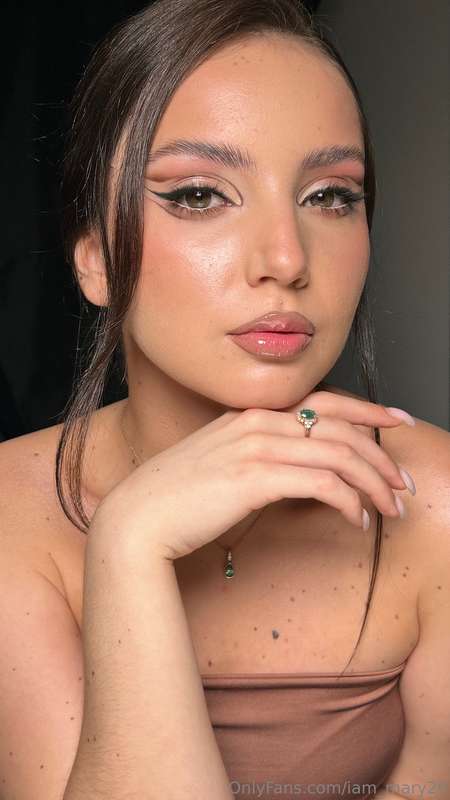 I decided to try a new eyeshadow palette - and I was right! ..