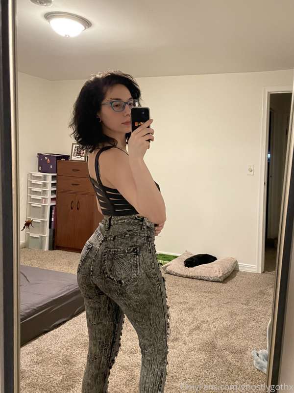 Gunna be seeing a ton of this outfit, hope you don’t mind ❤️