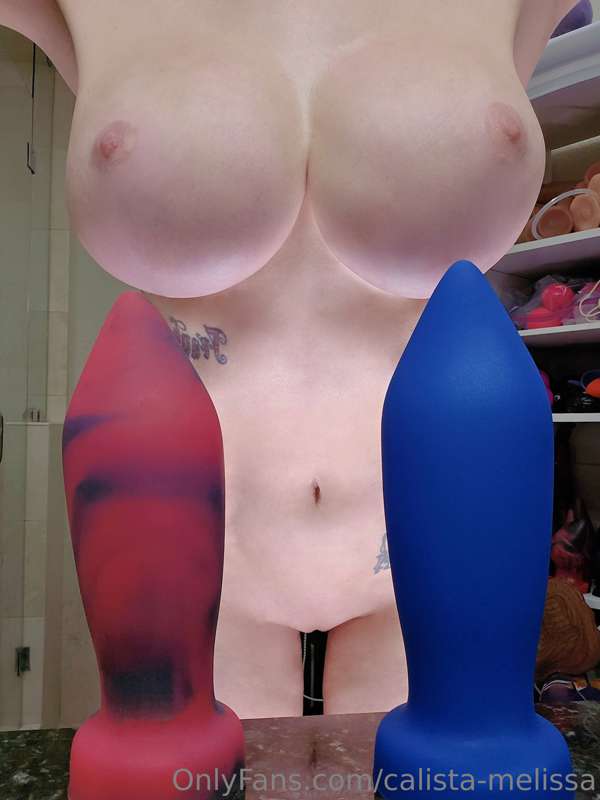 Posting a new pussy and anal play video with my XL plug late..