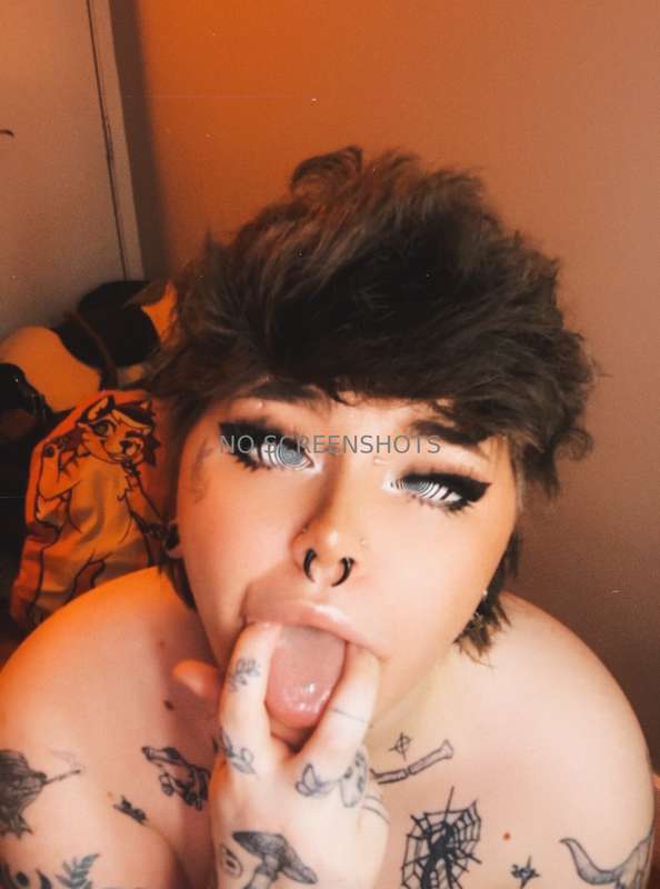 Hypn0 SLUT 😵‍💫😵‍💫😵‍💫 1