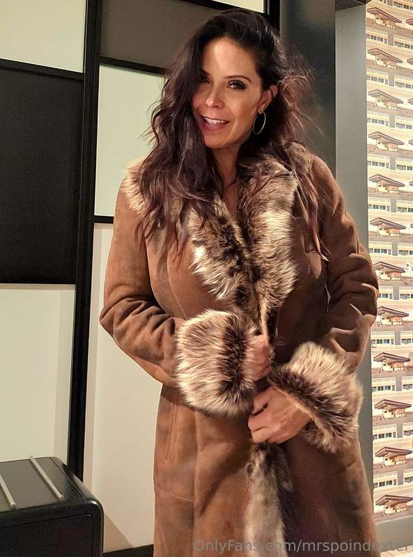 Good morning! Sheep coat on/off (swipe right) - in case you ..