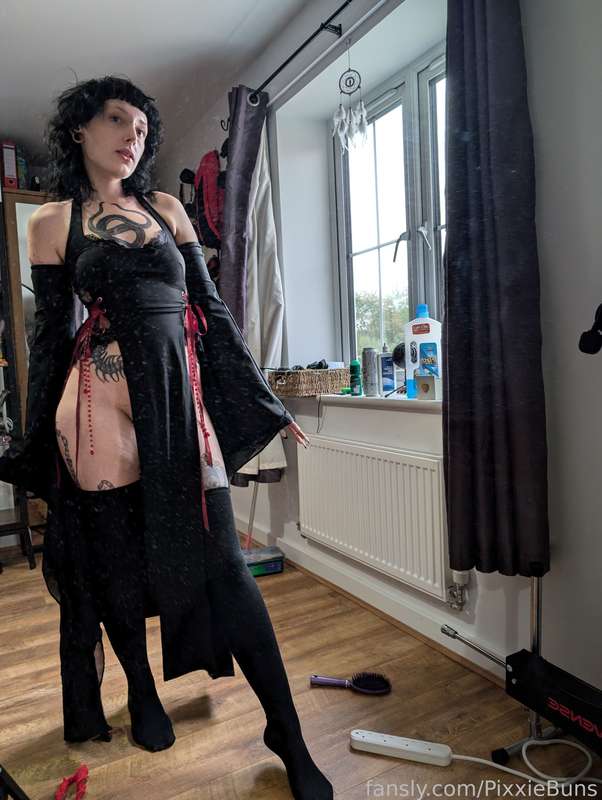 Pixxiebuns - Fansly - 02 Nov, 2024