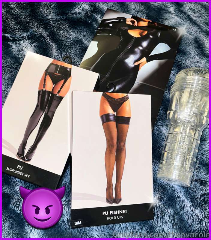 ***I LOVE new lingerie!*** 😈 **The first fan to tip $150 get..
