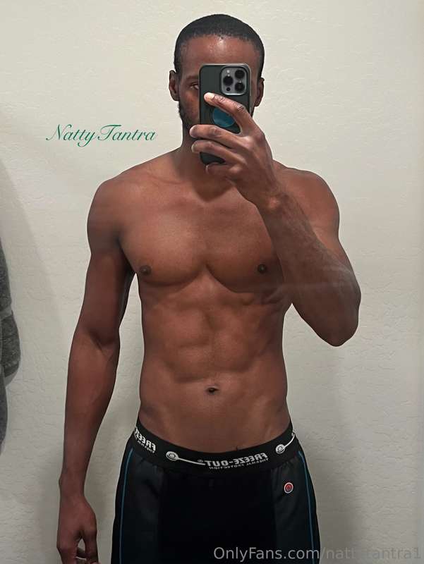 Day 2 of fasting. Let’s see how this gym workout goes. 🤞🏿🤞🏿