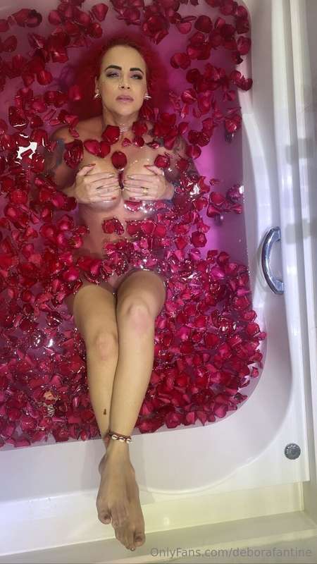 Feliz Dia da Mulher! Que a sua luz continue a brilhar intens.. 1