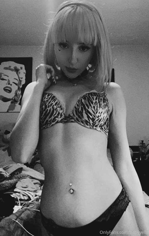 dangerous girl🖤 4