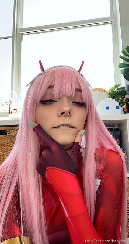 Zero Two set pt. 3 🌸☁️🖤💗🍭🌩 7