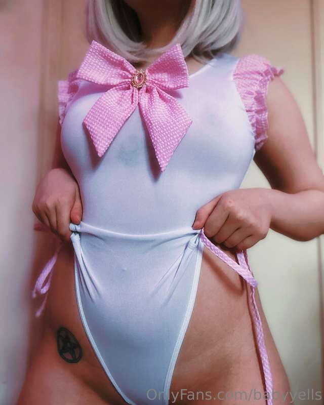 *cute little bow* 1