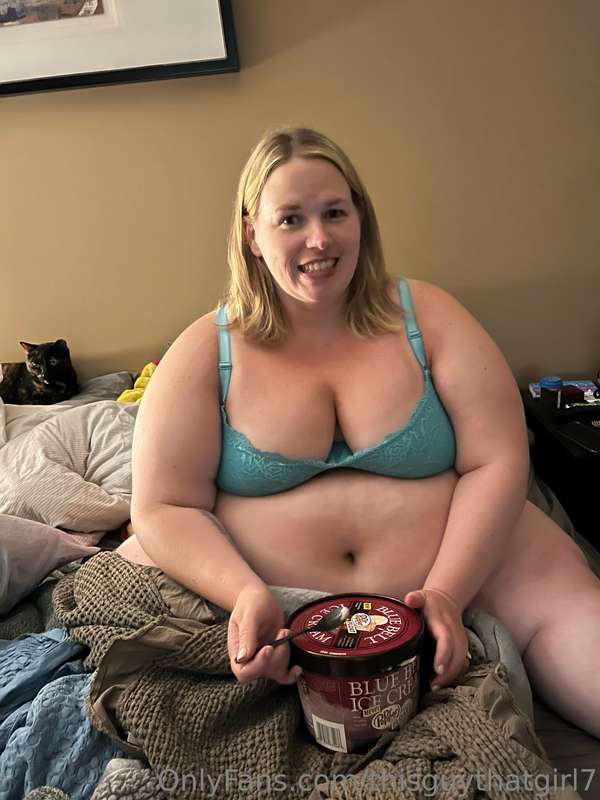 Nothing makes Britt happy like a big ass tub of ice cream!!!.. 3