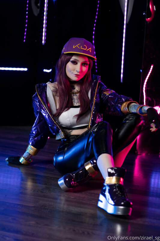 The last set of ?february?
How do u like my neon Akali versi.. 16