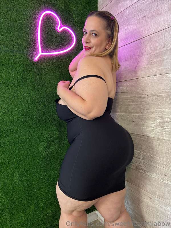 Happy Hump day guys ! 8