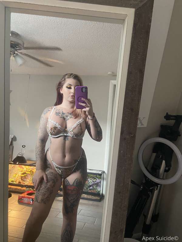 Isn’t this lingerie so cute?