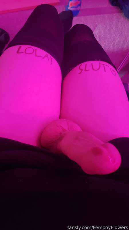 Femboyflowers - Fansly - 07 Apr, 2023