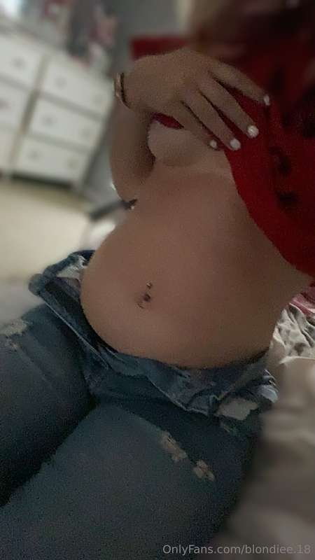 Throwback Thursday✨ When these jeans started to get tighter .. 2