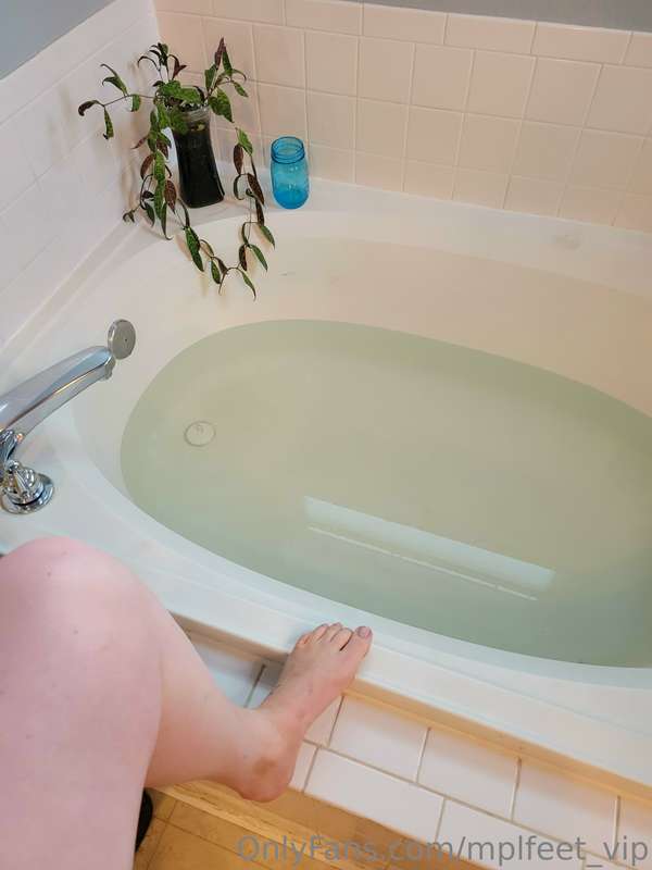 Full Album Tub photos!🛁 11