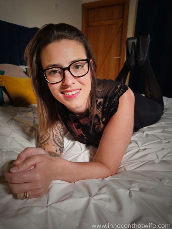 Innocenthotwife - Fansly - 20 Jan, 2025 1