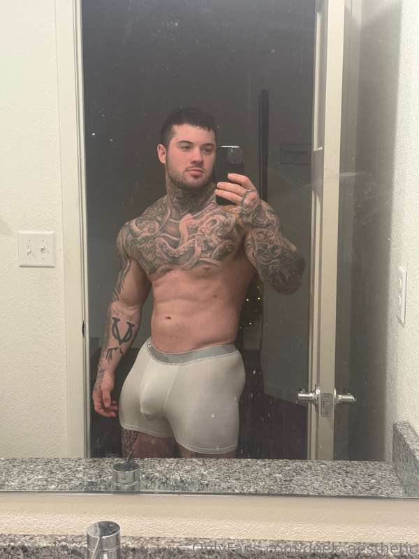 Deek_Aesthetic - Onlyfans - 25 Mar, 2025 4