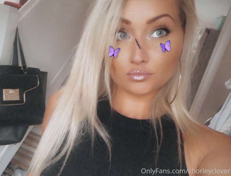 Don’t forget to spam my posts with likes for a free squirtin..