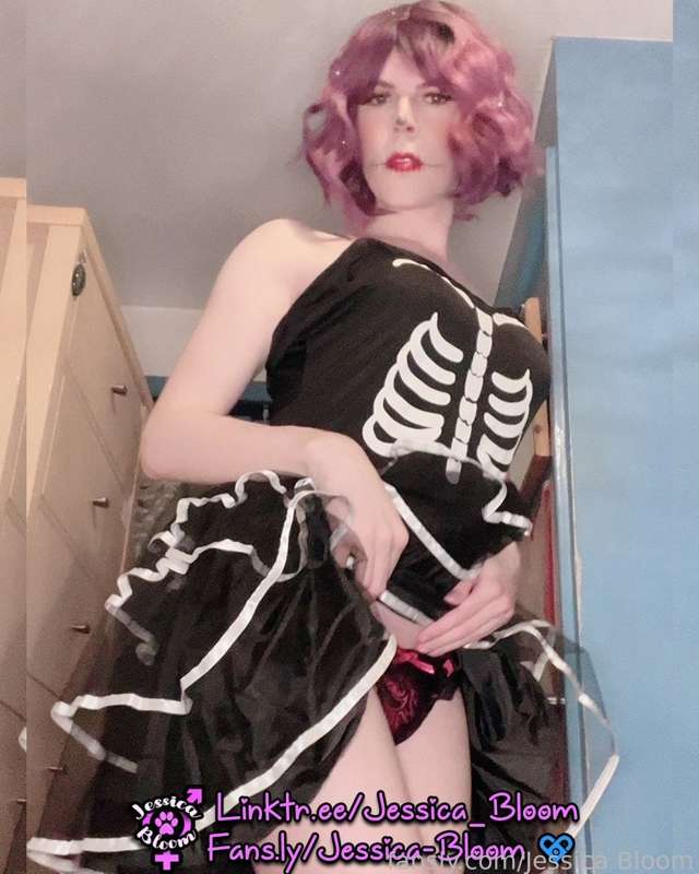 Jessica-Bloom - Fansly - 30 Oct, 2022 1