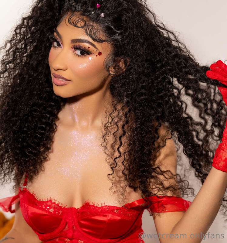hugs, kisses & valentine wishes 💌! 5